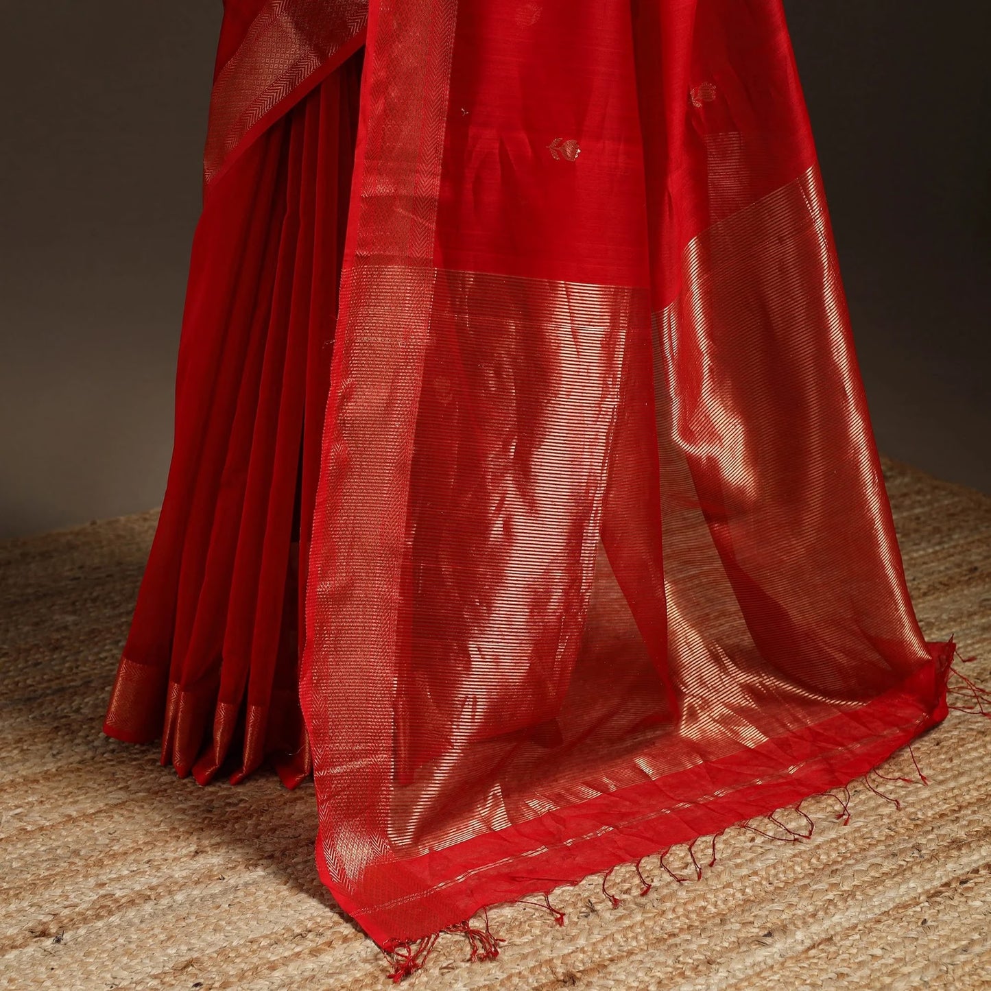 Ahilya — Red Maheshwari