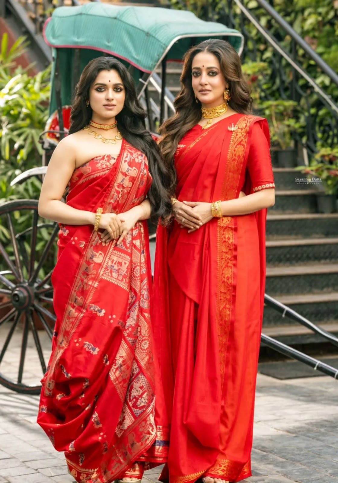 Katha — Red Baluchari