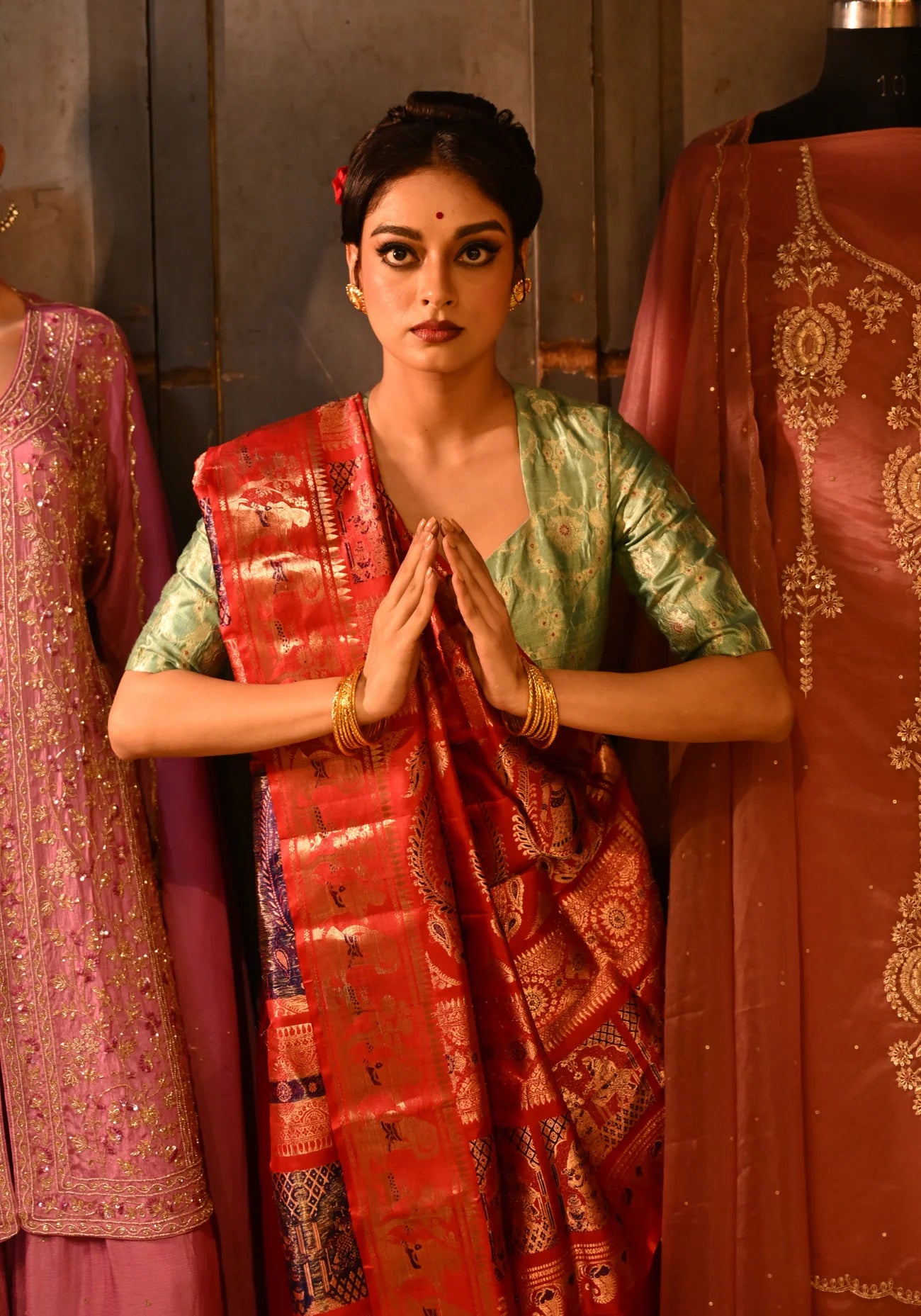Katha — Red Baluchari