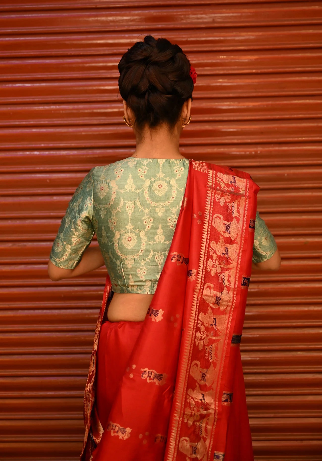 Katha — Red Baluchari
