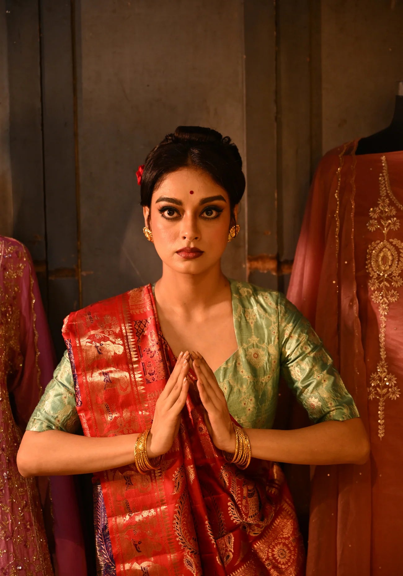 Katha — Red Baluchari